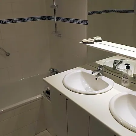 Apartmanhotel Au Remp'arts 4*