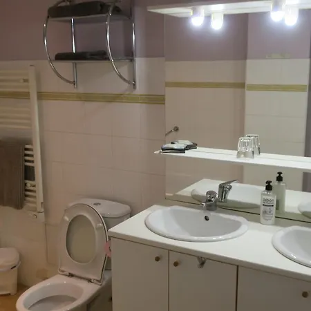 Au Remp'arts Aparthotel
