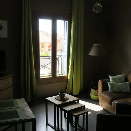 Aparthotel Au Remp'arts 3*