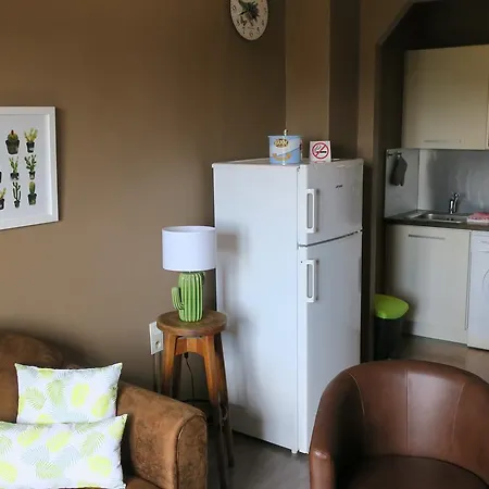 Au Remp'arts Aparthotel 3*