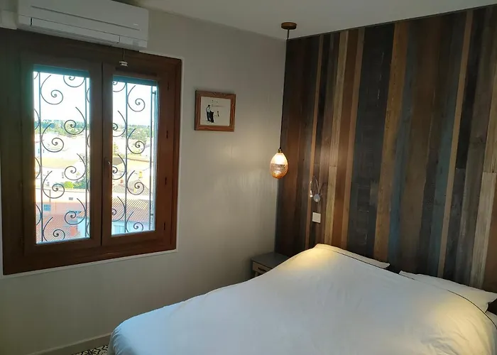 Au Remp'arts Hotel apartamentowy 4*