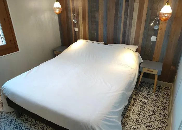 Au Remp'arts Hotel apartamentowy 4*