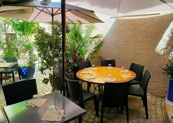 Hotel apartamentowy Au Remp'arts