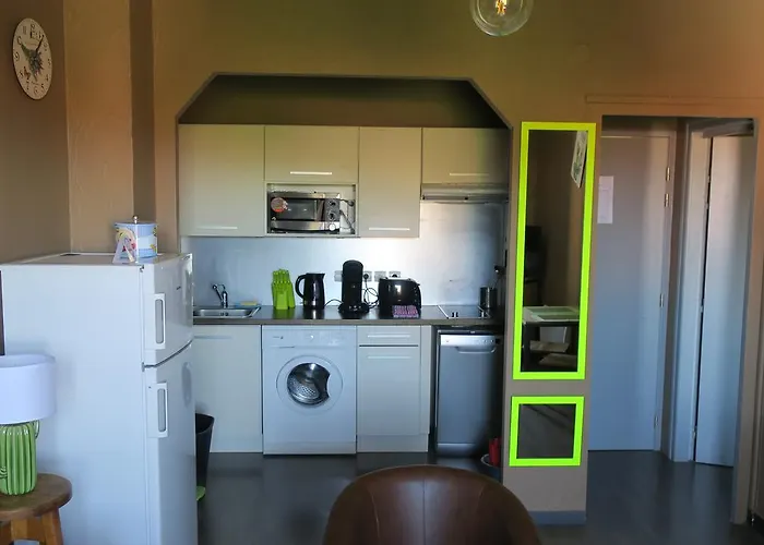 Hotel apartamentowy Au Remp'arts Elne